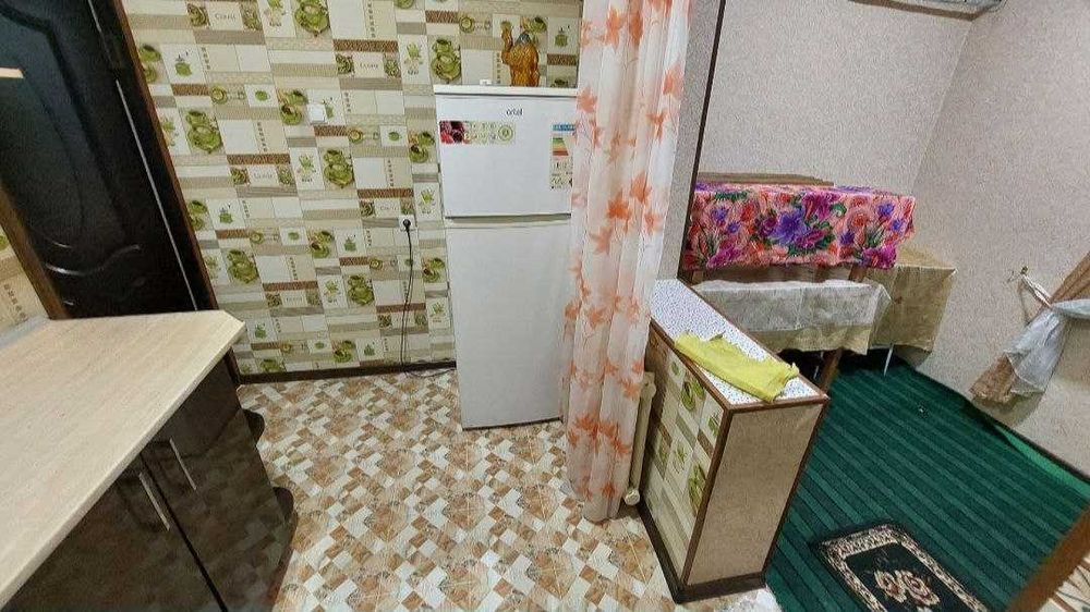 Прадаётсия Яшнобод туман Крестик корзинка метро-3 2(3)/5/5 60м2