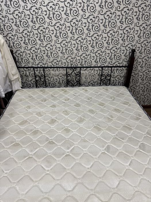 Продам кровать 160*200