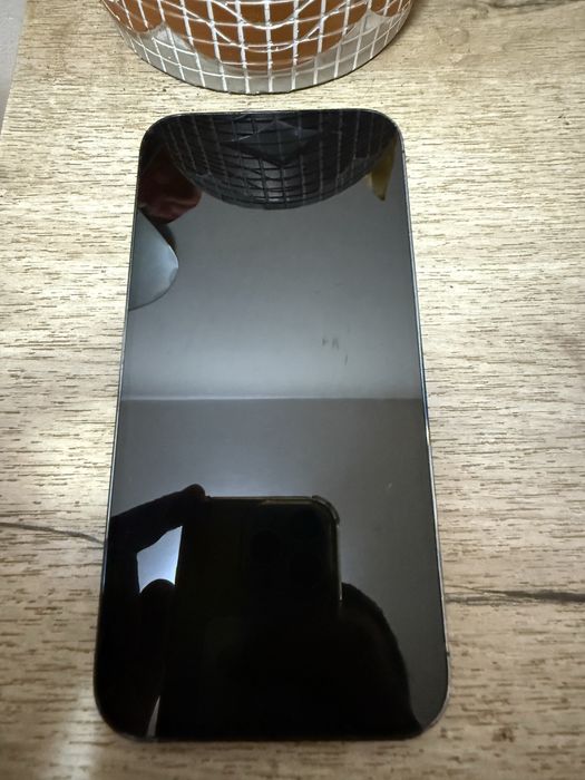 iPhone 14 Pro Max – pentru piese, placă de bază defectă