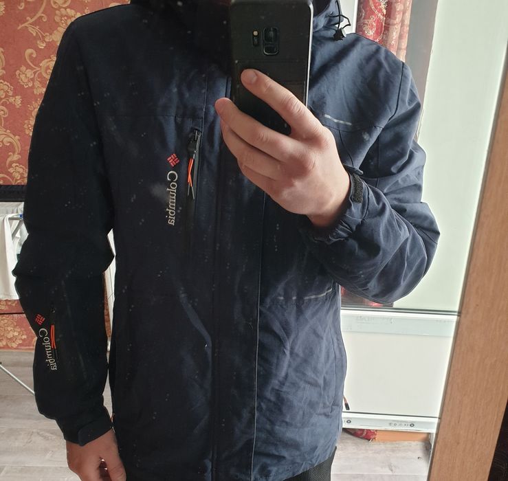 Продам куртку в хорошем состоянии