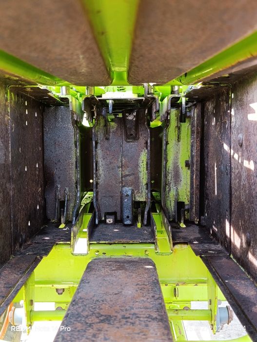 Claas Markant 45 Сотилади
Кореадан келган. Узбда ишламаган хамма жойи