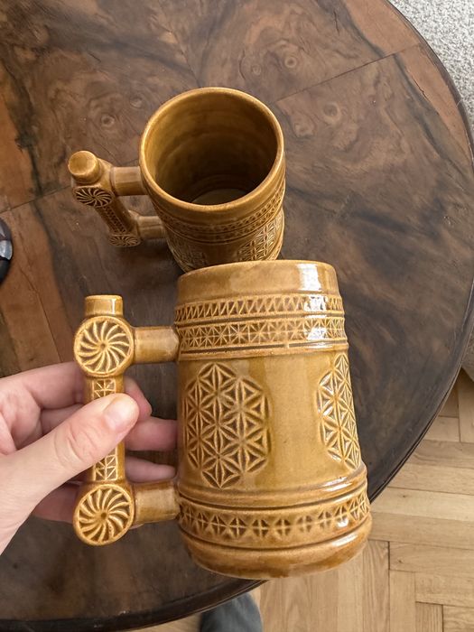 Cani ceramice sculptate