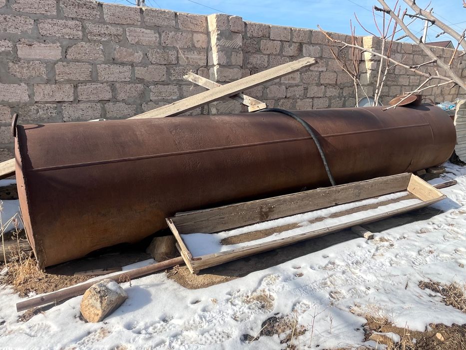 Емкость металл 5 куб