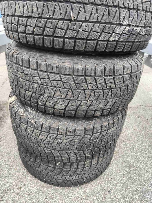 4 броя гуми с лети джанти 15