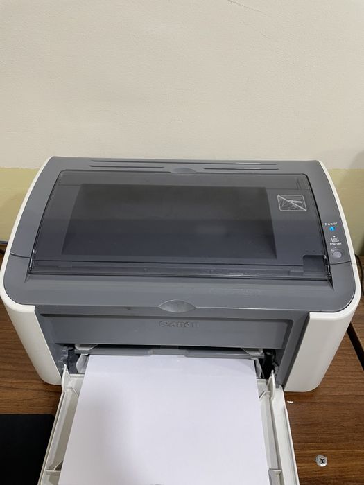 Noutbook Hp, Printer Canon LBP 2900, Klaviatura-mishka simsiz, kovrik.