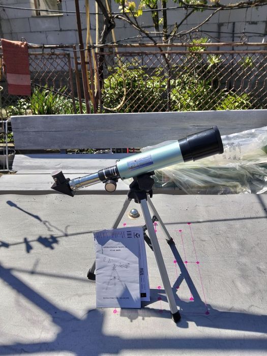 Telescop nou  desfăcut doar pentru probă