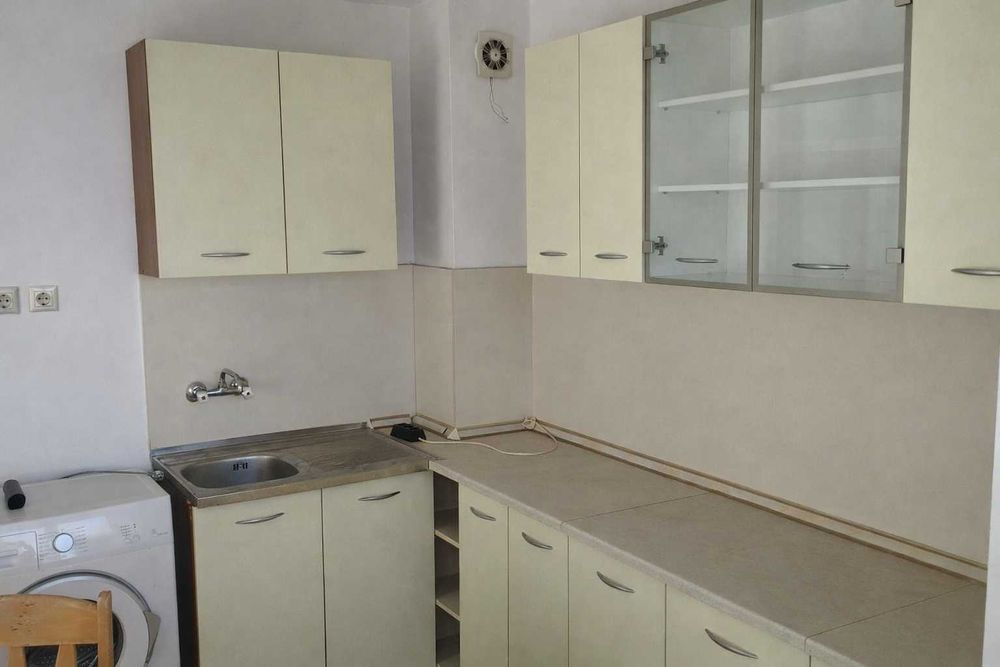 Двустаен ап. под наем в кв. Люлин 1