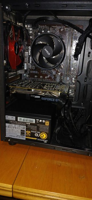 Ryzen 5 2600x / 1660 Ti