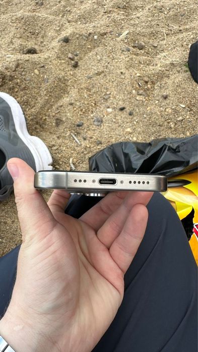 IPhone 15pro с гарантией