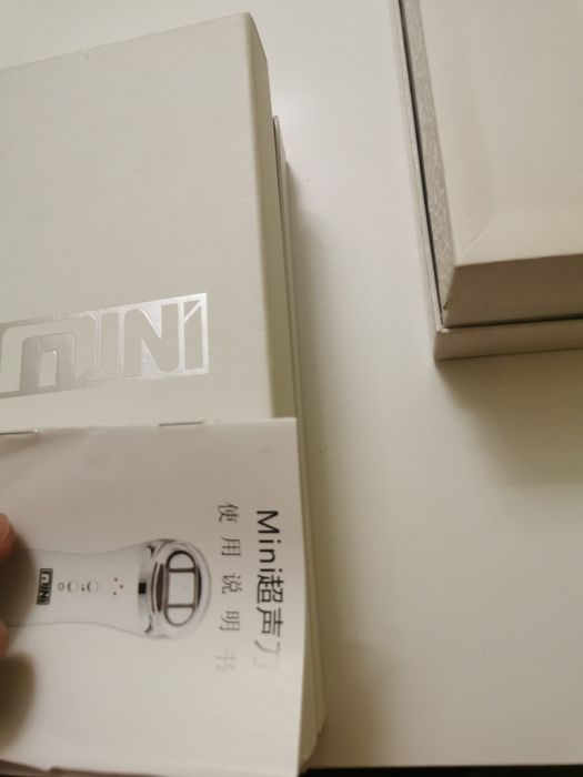 Mini HIFU – RF лифтинг и LED терапия за лице и шия