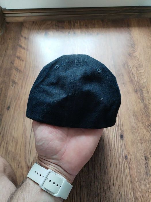 arc'teryx wool ball cap - страхотна мъжка шапка С/М 100% оригинал отлично състояние
