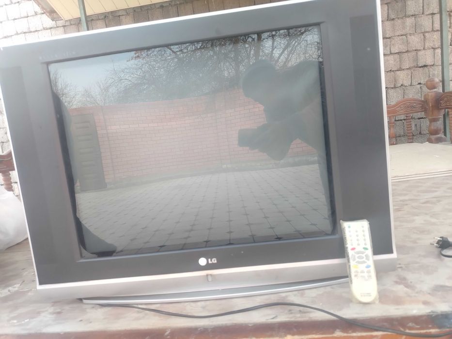 Телевизор LG  монитор