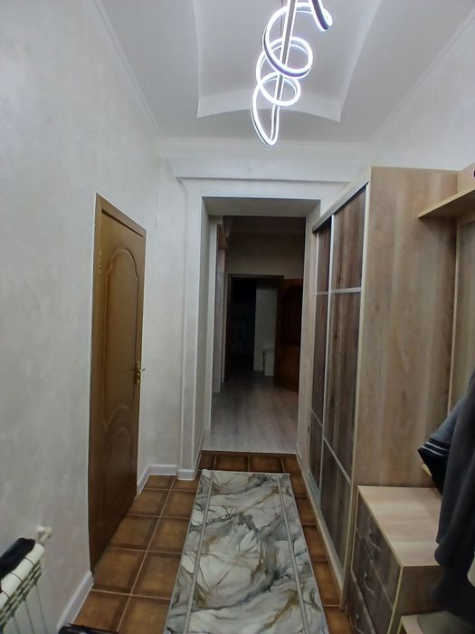 Продаётся большой кирпичный дом