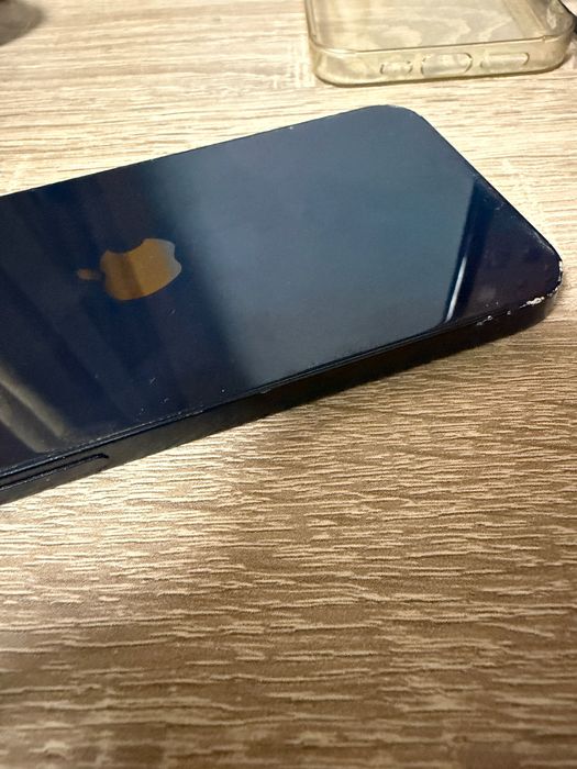 Iphone 14 midnight blue