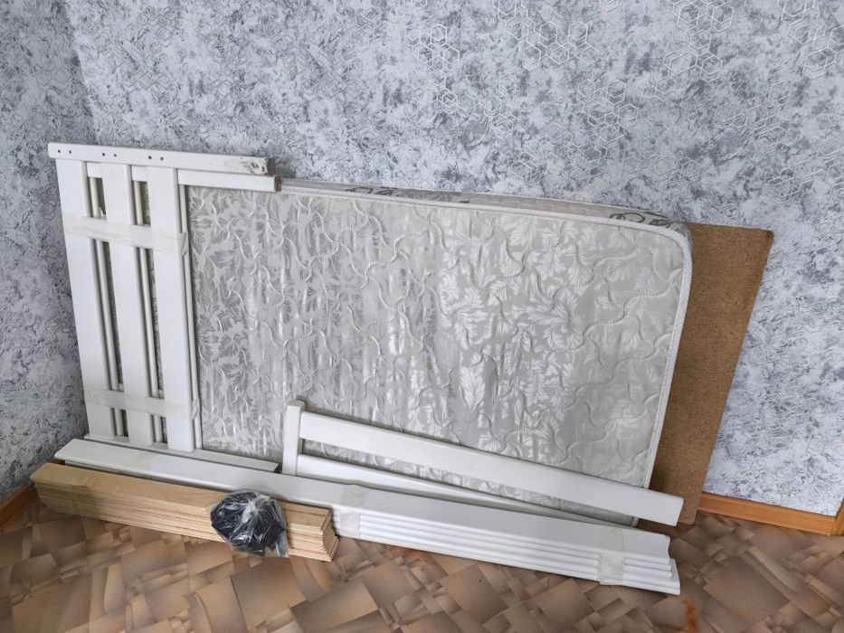 Продам кровать 160*80