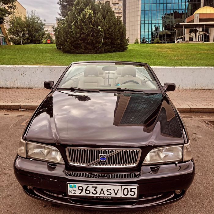 Volvo C70 2002 Кабриолет