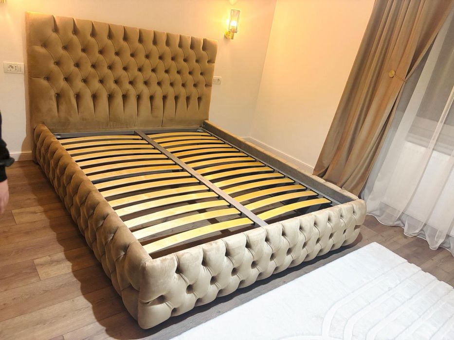 Mobila tapitata la comanda