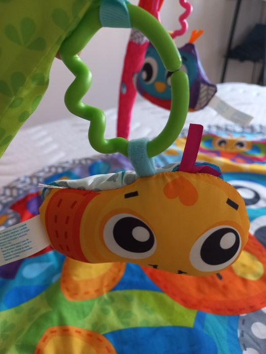 Бебешко музикално килимче за активна гимнастика Playgro