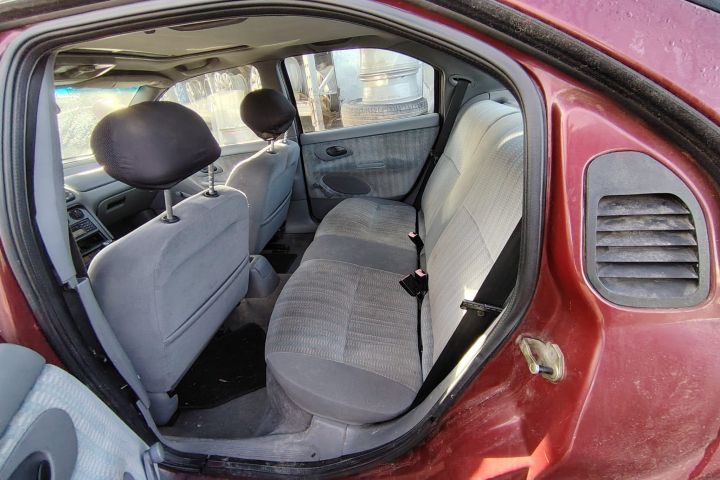 Lampa semnalizare pe aripa fata dreapta Ford Mondeo 1992
