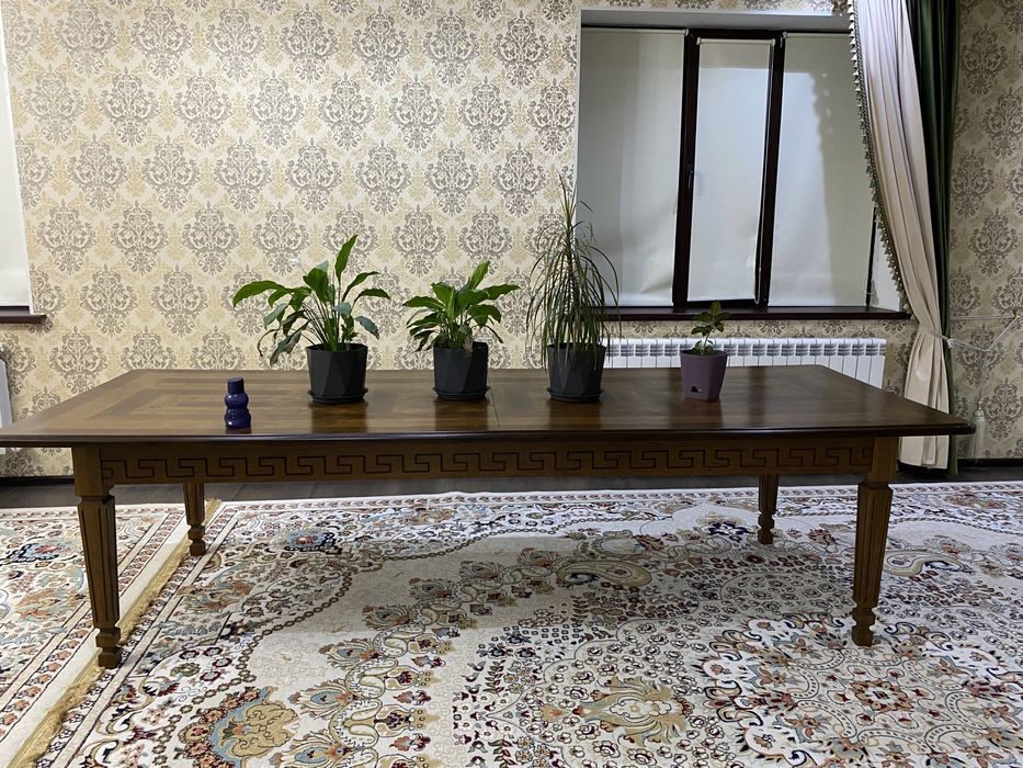 Продам стол в отличном состоянии