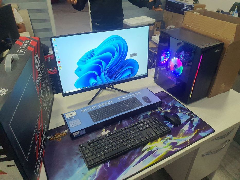 Kompyuter sotiladi. Yangi hali Narxi 3 milyon