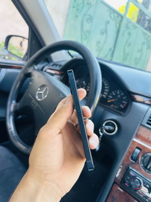 Iphone 13 в хорошем состояний