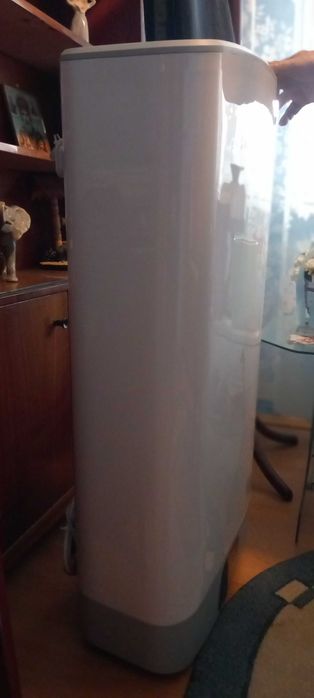 Vand boiler electric ARISTON VELIS, 80 ltr, 1500 W, folosit