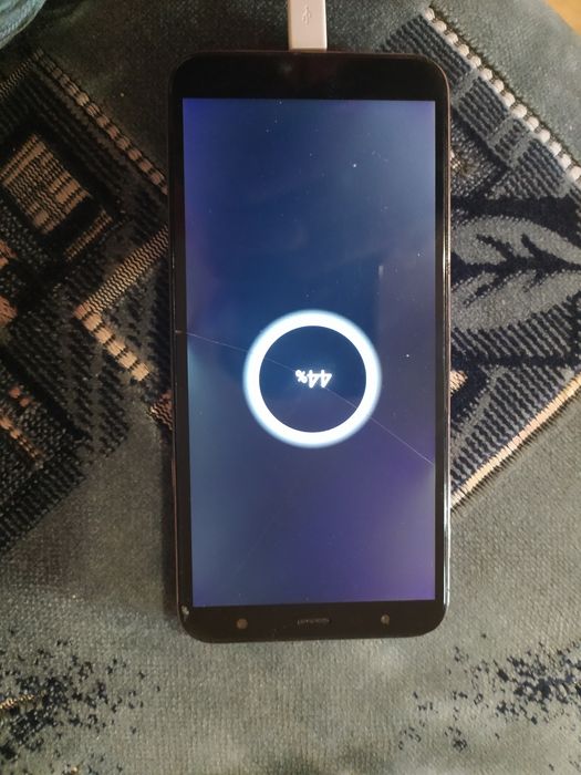 Vând 10 telefoane funcționale și ne funcționale