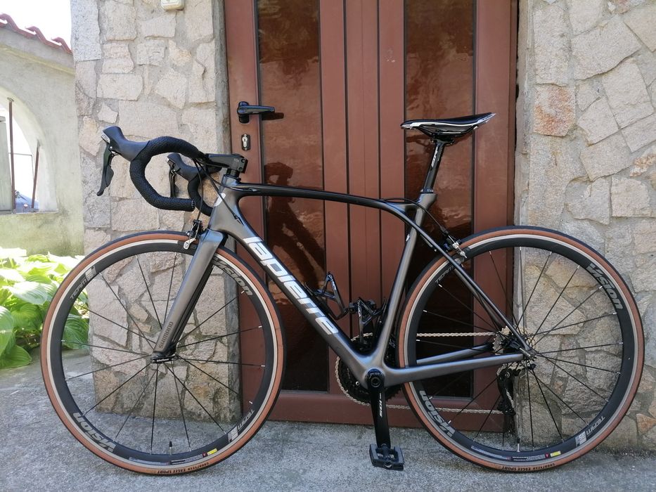 Шосеен LAPIERRE Carbon, 2*11 Shimano 105