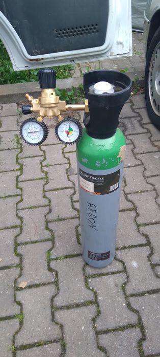 Bombola   argon  8  l cu  accessorio manometro