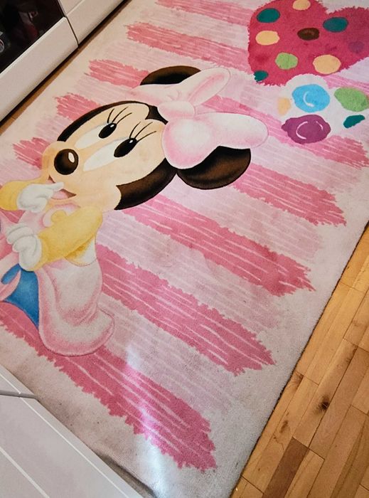 Детски килим мини маус