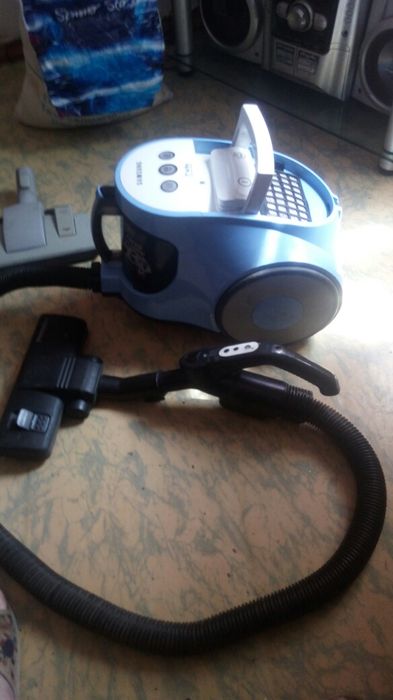 Пылесос автосалон.