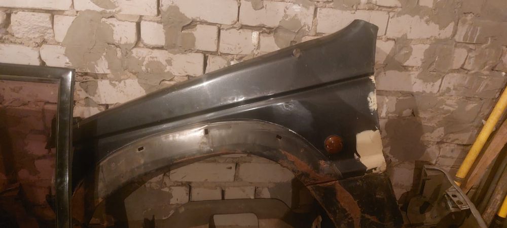 Крылья, двери. Митсубиси паджеро 2