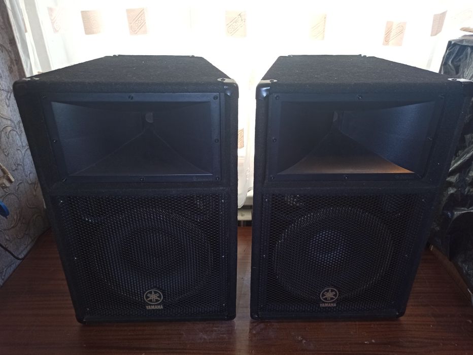 Колонки акустические система Yamaha S112V цена за 2 колонки

цена за 2