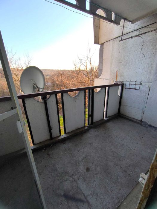 Продава се Тристаен апартамент в Плевен, Дружба 2 - 98 кв.м за 919 €/кв.м - Снимка #6