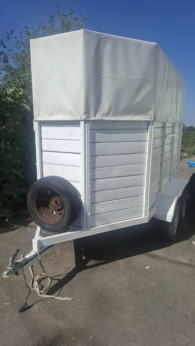 Коневозка двух осьная