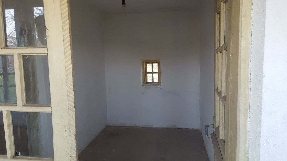 Casă de vânzare în Bălteni, Comuna Copăceni, Vâlcea – teren 500 mp