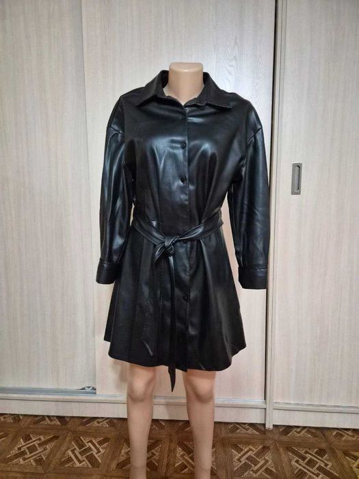 Платье из экокожи. Размер М. Турция.БУ.