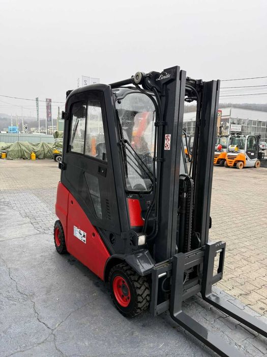 Motostivuitor Linde H16D-01, An 2012, Diesel, 1.6 tone, Catarg triplex