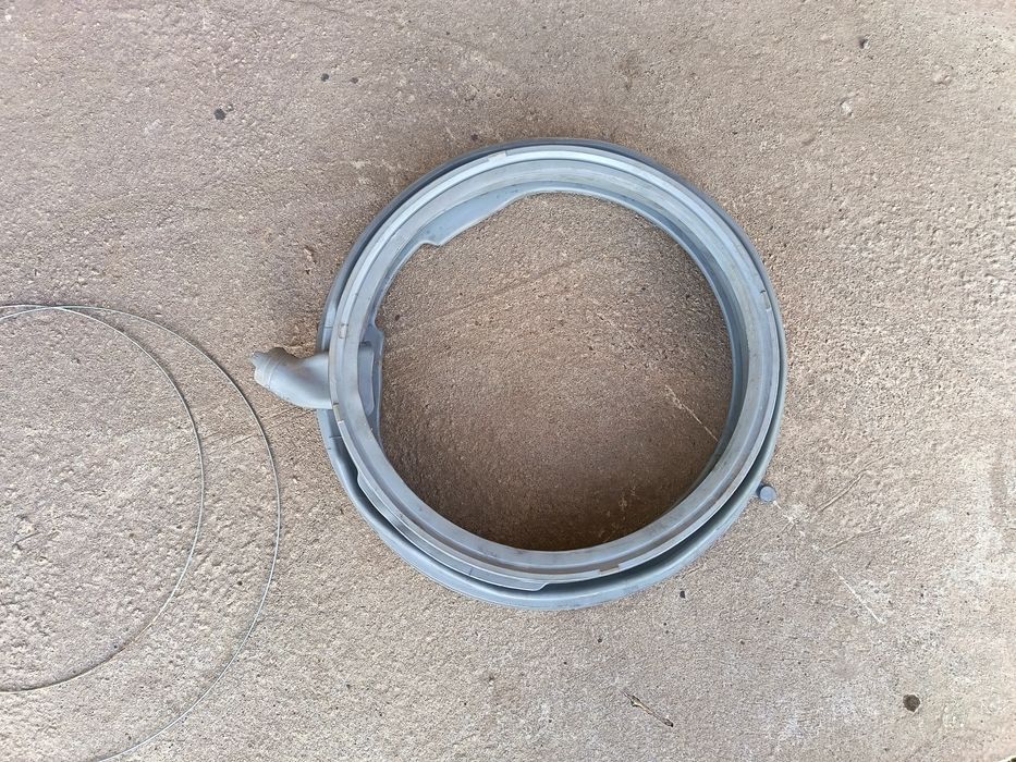 Продам ризину на стиралку BOSH