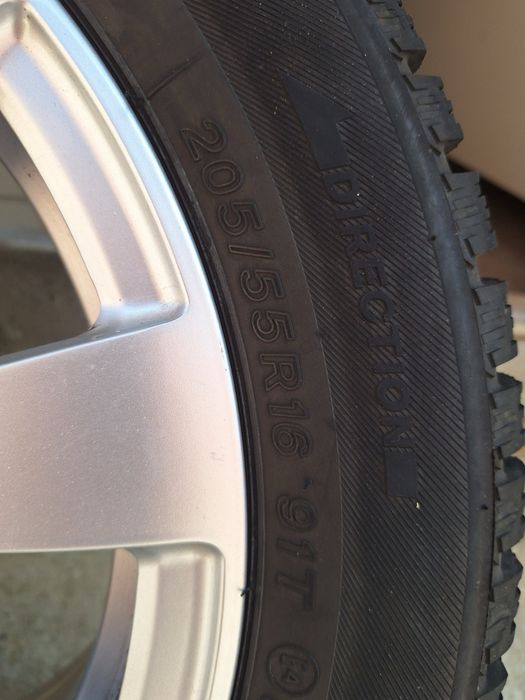 Гуми с джанти 16 цола оригинални Мерцедес