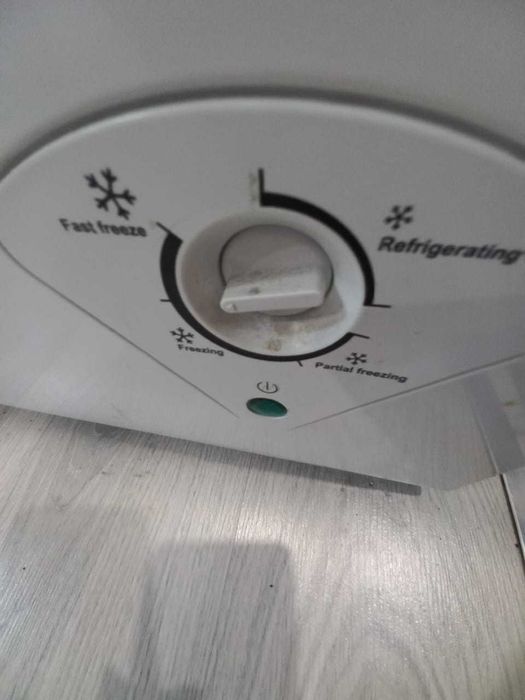 Продам морозильник 300 литров