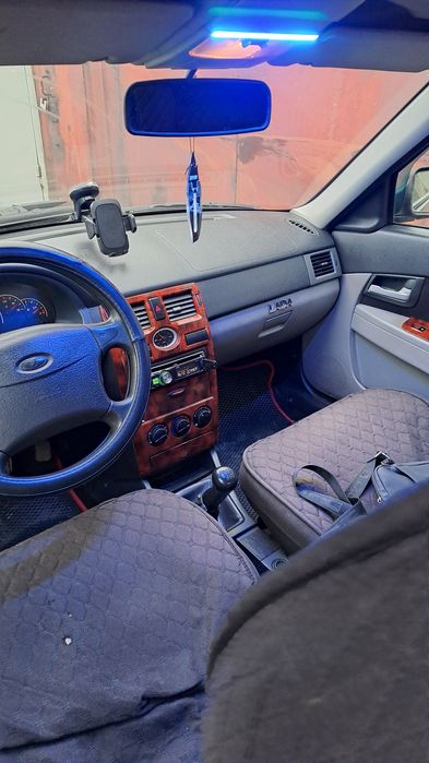 Продам,Приору Уневерсал. ХтС