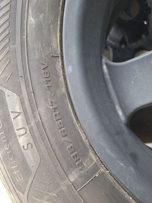 Гуми с джанти 17ки