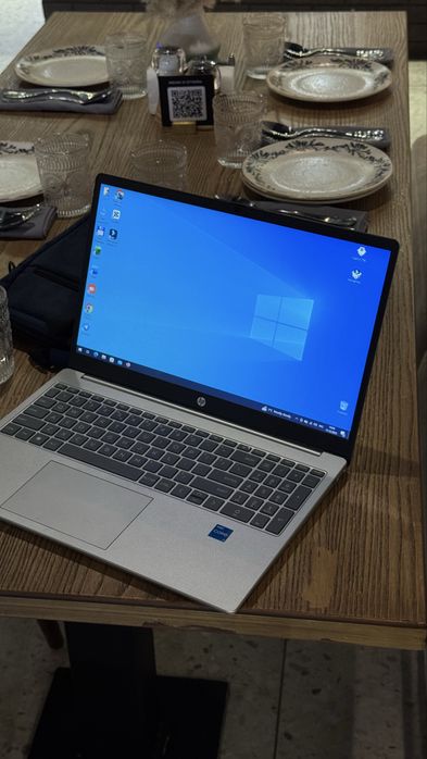 HP Laptop Core i3 12 Поколения Срочно сотилади