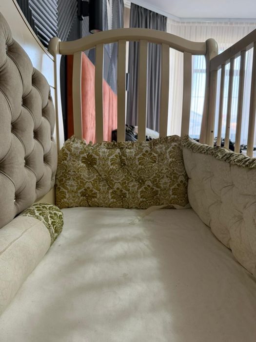 Продам детскую кроватку