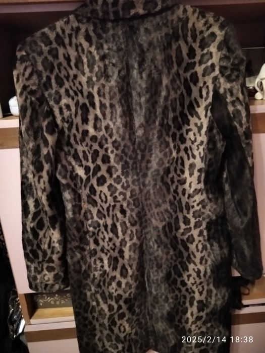 Елегантно модерно манто