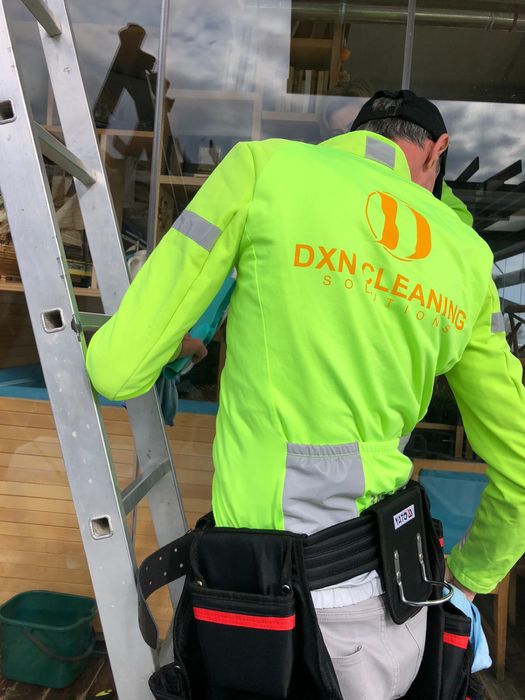 Curatenie scari de bloc / asociatii de proprietari