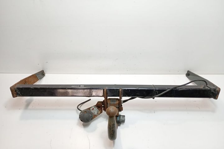 Carlig remorca Volkswagen VW Passat B6 seria Sedan 4-usi