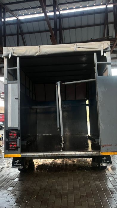 Прицеп двух осни